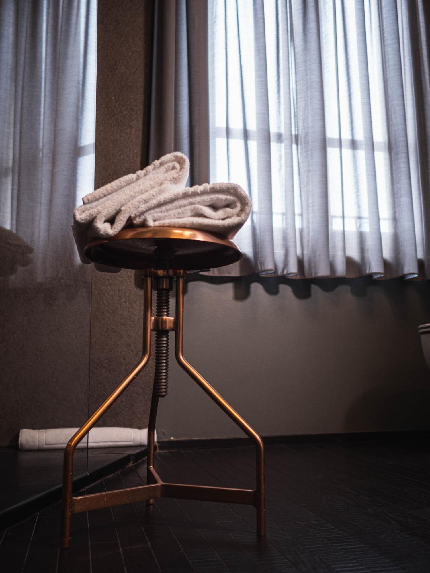 Palazzo Gozzi Bed & Beauty Bed & Breakfast Parma Bagian luar foto