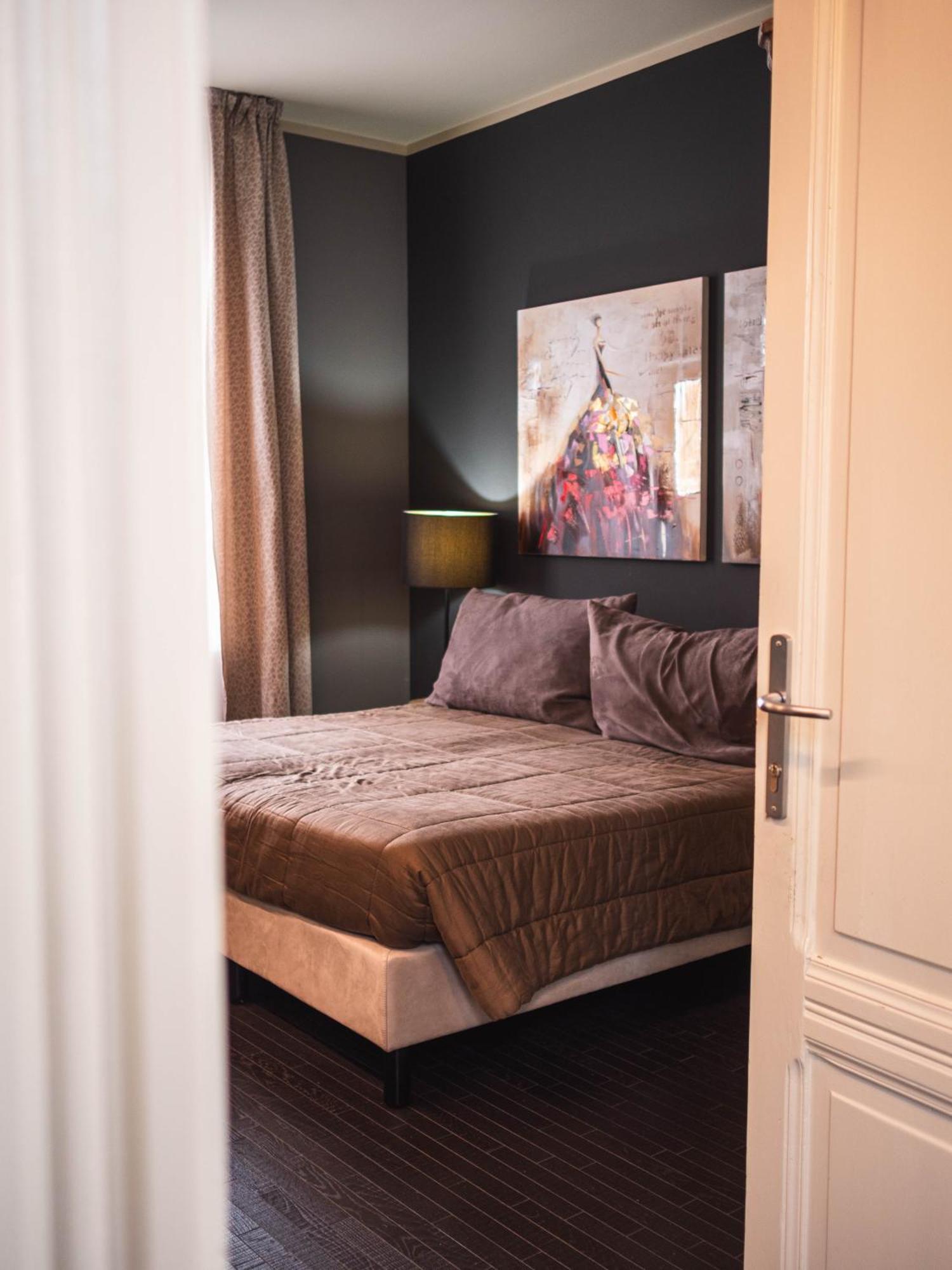 Palazzo Gozzi Bed & Beauty Bed & Breakfast Parma Bagian luar foto