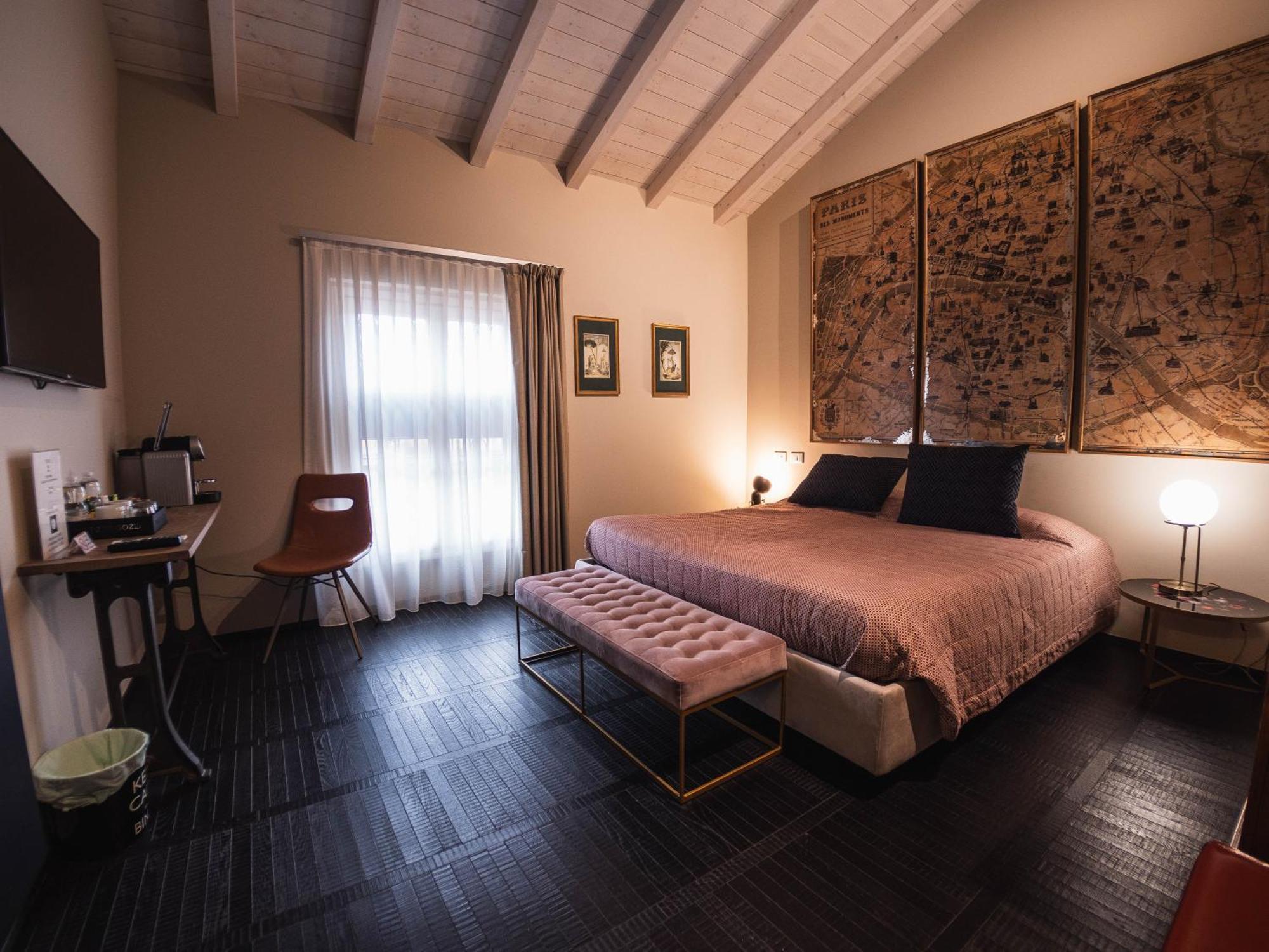 Palazzo Gozzi Bed & Beauty Bed & Breakfast Parma Bagian luar foto